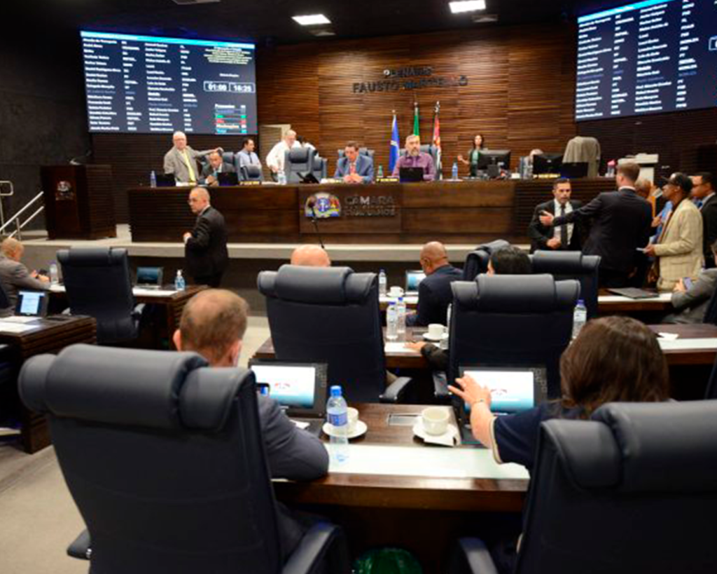 Comissão da Câmara aprova projetos da Prefeitura sobre Guarda Municipal e administração